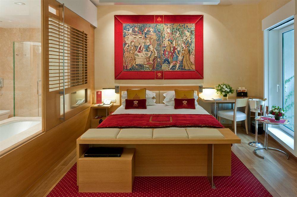 Bio Hotel Raphael - Relais & Chateaux Rome Room photo